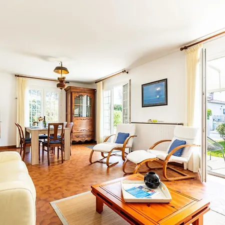 De La Grosse Pierre By Interhome *